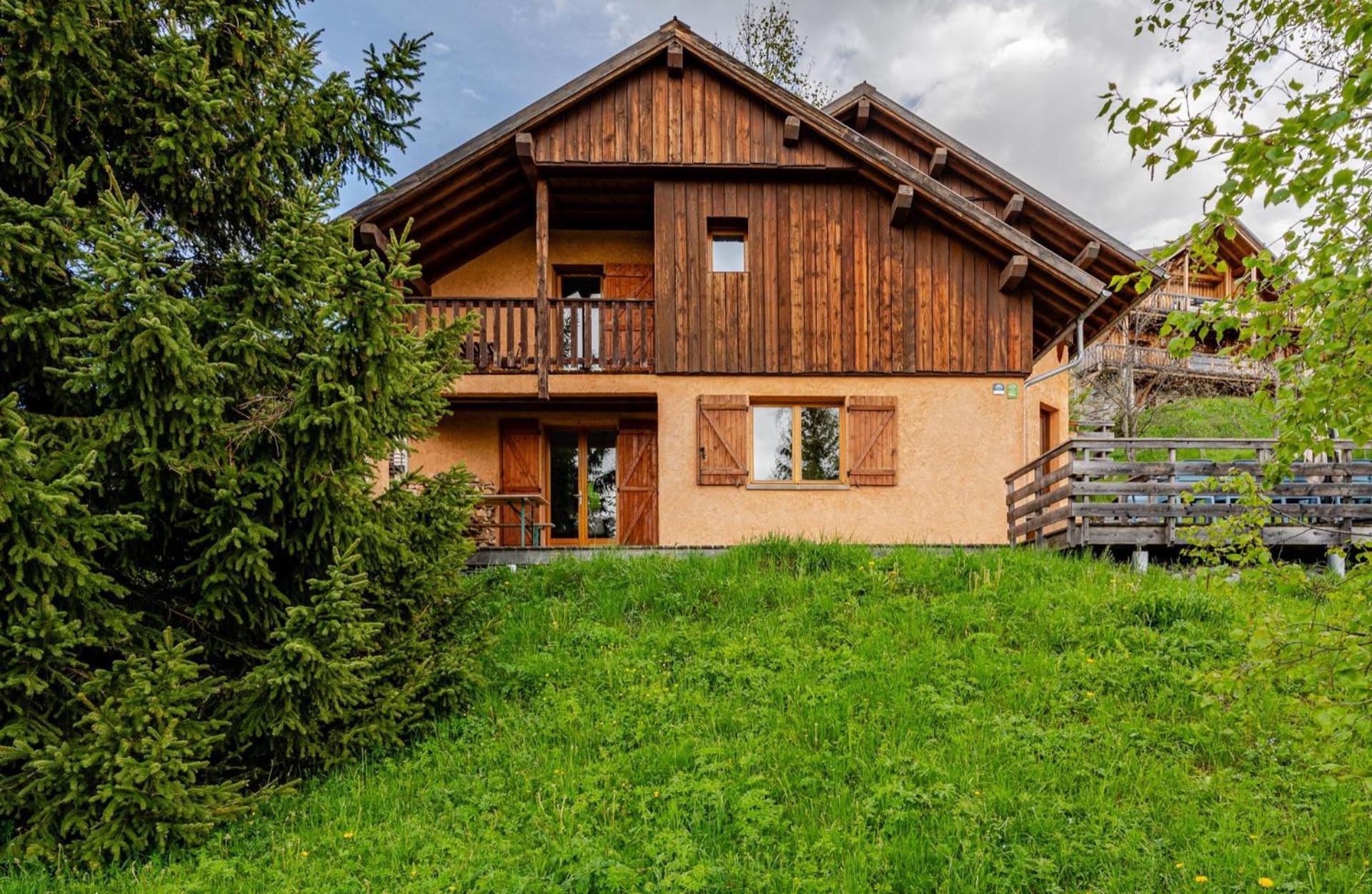 Chalet Rouge Ou Blanc Villard-Reculas Exterior photo